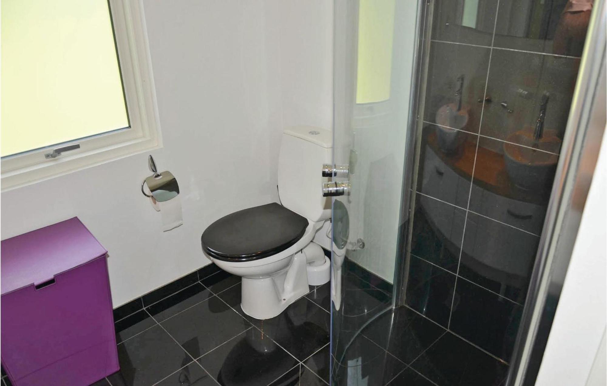 Nice Home In Sunne With Jacuzzi Alvsatern Exterior photo